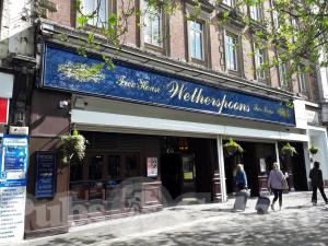 Picture of Wetherspoons Piccadilly (aka The Manchester & County)