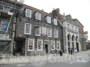 Picture of Dukes Head Hotel