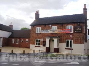 Picture of The Four Crosses Inn