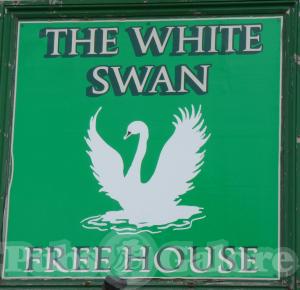 Picture of White Swan