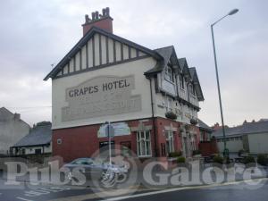Picture of Grapes Hotel