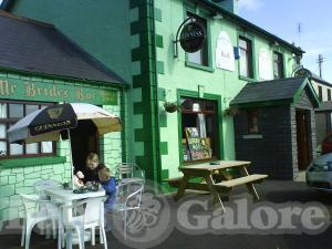 Picture of Causeway Tavern (McBrides Bar)