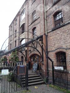 Picture of Canalhouse