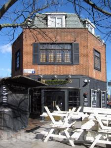 Picture of Embassy Bar