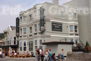 Picture of Cabot Court Hotel (JD Wetherspoons)