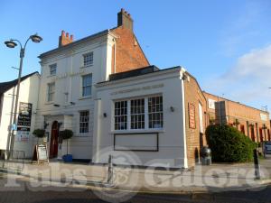 Picture of Bole Bridge (JD Wetherspoon)