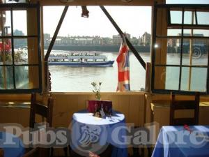 Picture of Booty&rsquo;s Riverside Bar