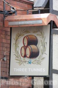 Picture of Three Tunnes