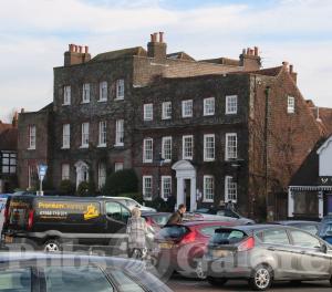 Picture of Old House Hotel