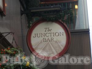 Picture of Junction Bar