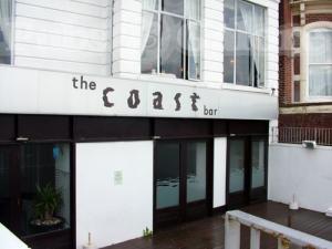 Picture of Coast Bar @ Royal Beach Hotel