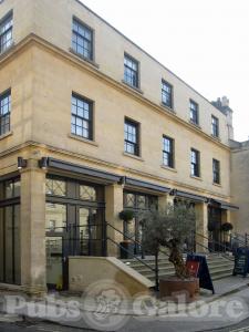 Hall & Woodhouse Bar & Restaurant