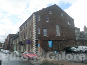 Lane Bar & Cafe, The