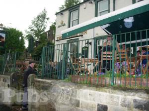 Picture of Thorn Tree Inn