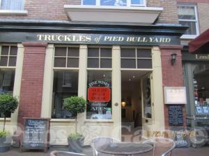 Picture of Truckles of Pied Bull Yard