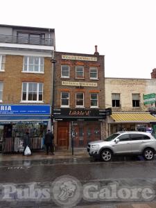 Picture of Red Lion & Wheatsheaf