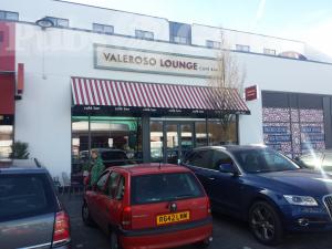 Valeroso Lounge