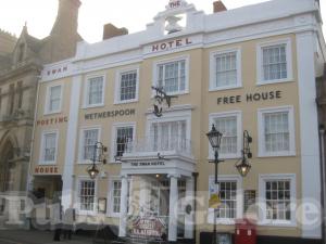 Picture of Swan Hotel (JD Wetherspoon)