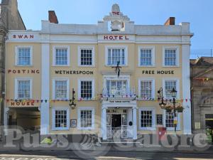 Picture of Swan Hotel (JD Wetherspoon)