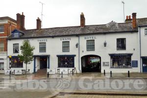 Picture of Three Swans Hotel