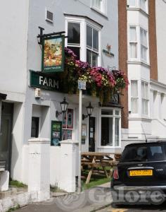 Picture of Farm Tavern