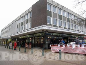 Picture of Moon On The Square (JD Wetherspoon)