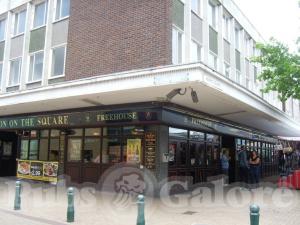 Picture of Moon On The Square (JD Wetherspoon)