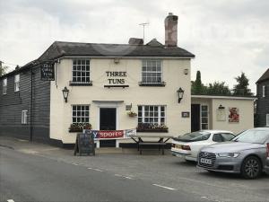 Picture of Three Tuns Inn