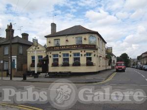 Picture of The Cricketers