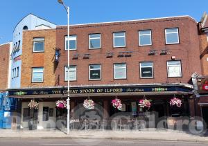 Picture of Great Spoon of Ilford (JD Wetherspoon)
