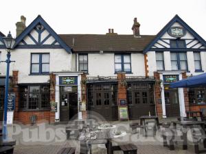 Picture of The Elms (JD Wetherspoon)