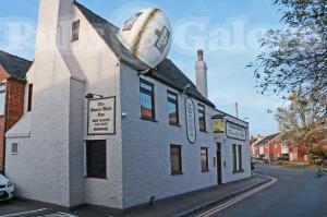 Picture of The Dean's Walk Inn