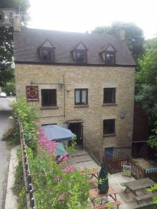 Picture of New Red Lion