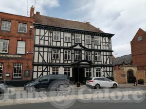 Picture of Tudor House Hotel