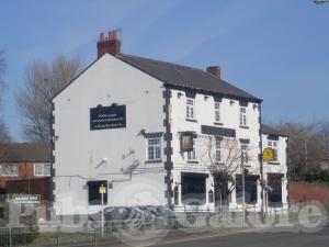 Picture of Golden Buck Hotel
