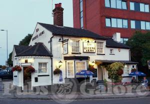 The Queens Arms