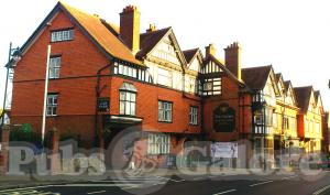 Picture of The Crown Manor House Hotel
