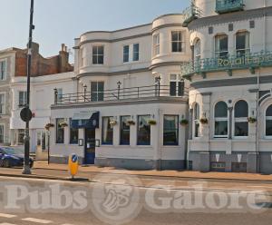 Picture of Harry's Bar @ The Royal Esplanade Hotel