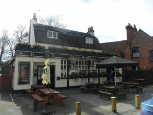 Picture of Coach & Horses