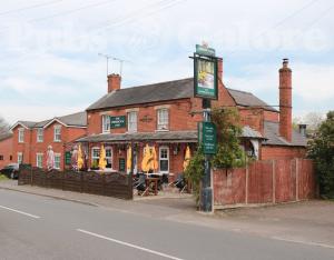 Picture of Emmbrook Inn