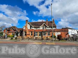 Picture of The Queens Head