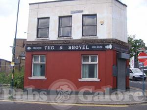 Picture of Tug & Shovel