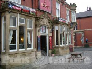 Picture of Waggon & Horses Hotel