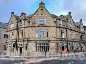 Picture of Toll House Inn