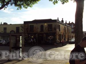 Picture of The Golden Lion