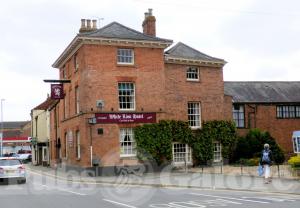 Picture of White Lion Hotel