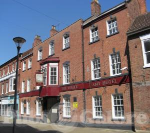 Picture of White Hart Hotel