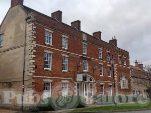 Picture of The Greyhound Inn