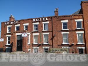 Picture of Bridge Hotel