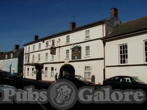 Picture of Red Cow Hotel